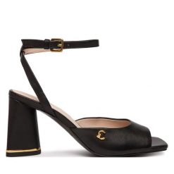 Sandały Coccinelle. Czarne sandały damskie Coccinelle, bez wzorów, bez obcasa, na słupku, bez zapięcia. Za 899.99 zł.