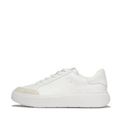 Damskie zamszowe trampki FitFlop Rtg. Białe trampki i tenisówki damskie FIT FLOP, bez wzorów, ze skóry, eleganckie, bez zapięcia. Za 531.50 zł.