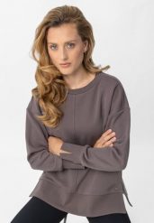 Bluza oversize B-RAVI. Brązowe bluzy damskie Volcano, l, bez wzorów, z bawełny, bez kaptura. Za 149.99 zł.