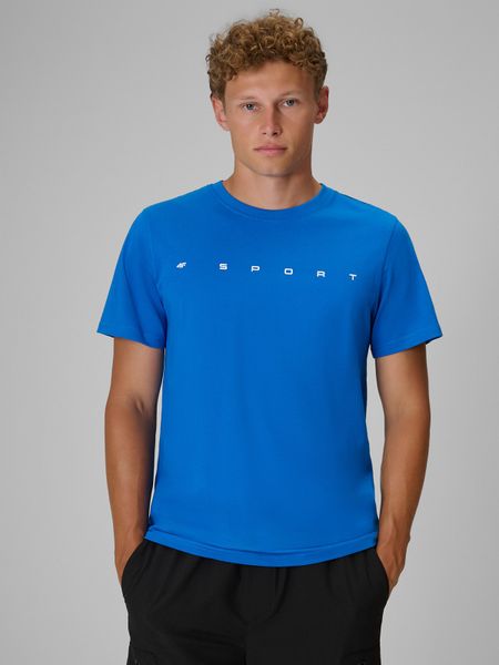4F T-shirt regular z nadrukiem męski - niebieski L. Niebieskie t-shirty męskie 4f, l, bez wzorów, z bawełny, klasyczne, bez kołnierzyka. Za 59.99 zł.