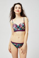 Dół od bikini wilokolorowy. Bikini damskie MOODO, l, bez wzorów. W wyprzedaży za 7.99 zł.