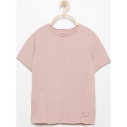 T-shirt - Różowy. Czerwone t-shirty dla chłopców Reserved. W wyprzedaży za 29.99 zł.