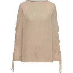 Sweter ze sznurowaniem na rękawach bonprix latte macchiato. Brązowe swetry damskie bonprix, bez wzorów, bez kołnierzyka, bez ramiączek, bez kaptura. Za 44.99 zł.