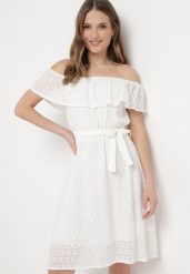 Biała Sukienka Hiszpanka z Ozdobnym Haftem i Paskiem w Talii Perenna. Białe sukienki damskie Born2be, na co dzień, l, bez wzorów, eleganckie, bez kołnierzyka, bez ramiączek, mini, kopertowe. Za 79.99 zł.