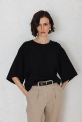 T-SHIRT LUNA CZARNY L - Flawless. Czarne t-shirty damskie Flawless, l, bez wzorów, z bawełny, klasyczne, bez kołnierzyka. Za 259.00 zł.