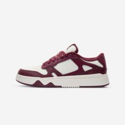 Buty sportowe damskie CJ80. Białe obuwie sportowe damskie Decathlon, bez wzorów, z gumy, do koszykówki. Za 129.99 zł.