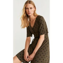 Mango - Sukienka Sere. Żółte sukienki damskie Mango, na co dzień, l, bez wzorów, z materiału, casualowe, bez kołnierzyka, bez ramiączek, mini, proste. Za 119.90 zł.