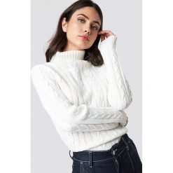 Rut&Circle Sweter z golfem - White. Białe swetry damskie marki Rut&Circle, bez wzorów, z dzianiny, bez kołnierzyka, bez ramiączek. Za 121.95 zł.