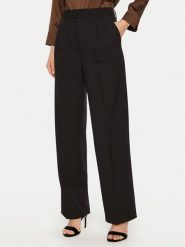 Guess Spodnie materiałowe W5RB41 WGX02 Czarny Regular Fit. Czarne spodnie materiałowe damskie Guess, xs, z aplikacjami, z materiału. Za 359.99 zł.
