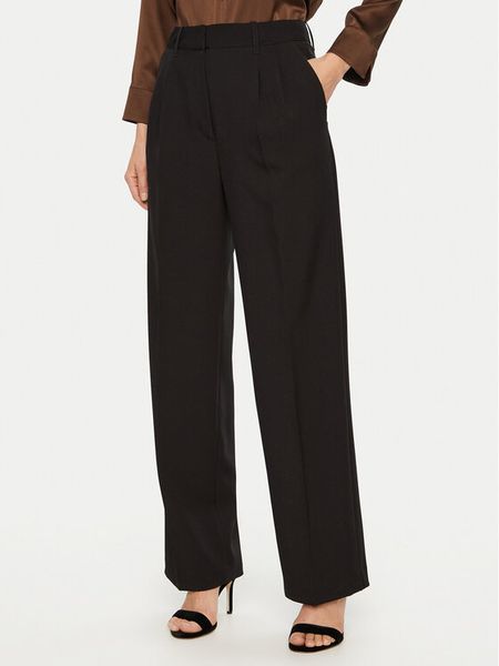 Guess Spodnie materiałowe W5RB41 WGX02 Czarny Regular Fit. Czarne spodnie materiałowe damskie Guess, xs, z aplikacjami, z materiału. Za 319.99 zł.