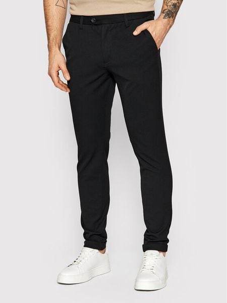 Jack & Jones Spodnie materiałowe Marco 12159954 Czarny Slim Fit. Czarne spodnie materiałowe męskie Jack & Jones, m, bez wzorów, z materiału. Za 179.99 zł.