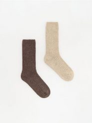 Skarpety z domieszką wełny 2 pack - brązowy. Brązowe skarpety damskie Reserved, bez wzorów, z wełny. Za 59.99 zł.