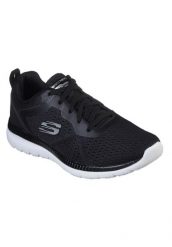 Buty do chodzenia damskie Skechers Dynamight 20. Czarne obuwie sportowe damskie Skechers, bez wzorów, z jeansu, trekkingowe. Za 225.99 zł.