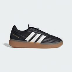 Buty Barreda Mundial. Białe buty sportowe męskie Adidas, bez zapięcia, na fitness i siłownię. Za 399.00 zł.