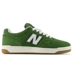 Buty męskie New Balance BB480PTG – zielone. Zielone buty sportowe męskie New Balance, z dresówki, bez zapięcia, na fitness i siłownię. Za 499.99 zł.