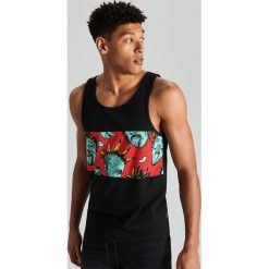 Tank top - Czarny. T-shirty męskie marki Cropp. Za 39.99 zł.