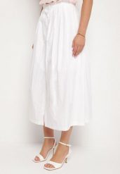 Biała Bawełniana Spódnica o Rozkloszowanym Kroju Hallianea. Białe spódnice damskie Born2be, l, z aplikacjami, z bawełny, eleganckie, midi, proste. Za 129.99 zł.