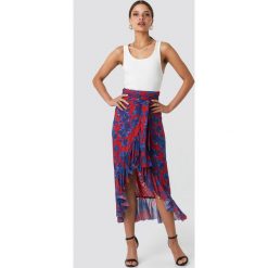NA-KD Trend Kopertowa spódnica maxi z siateczki - Red,Multicolor. Spódnice damskie marki NA-KD Trend. Za 80.95 zł.