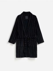 Szlafrok z paskiem - granatowy. Niebieskie szlafroki męskie Reserved, l, bez wzorów, z bawełny, bez ramiączek, bez kaptura. Za 169.99 zł.