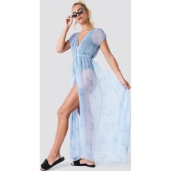 NA-KD Boho Sukienka kimono z guzikami - Blue. Sukienki damskie marki NA-KD Boho. Za 100.95 zł.
