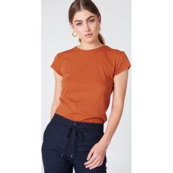 NA-KD Basic T-shirt z surowym wykończeniem - Orange. T-shirty damskie marki NA-KD Basic. Za 52.95 zł.
