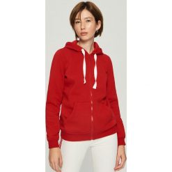 Dzianinowa bluza z kapturem - Czerwony. Czerwone bluzy damskie Sinsay, z dzianiny. Za 49.99 zł.