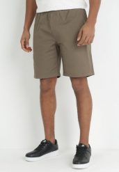 Zielone Szorty z Regulowanym Stanem i Gumką w Pasie Dolola. Zielone krótkie spodenki sportowe męskie Born2be, m, bez wzorów, z tkaniny. Za 34.99 zł.