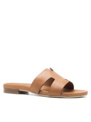 Sergio Bardi Klapki WB05-B1037-01SB Brązowy. Brązowe klapki damskie Sergio Bardi, bez wzorów, ze skóry, bez obcasa. Za 229.99 zł.