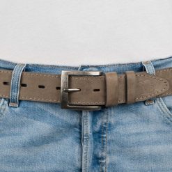 Pasek męski skórzany zamszowy skóra naturalna szary Beltimore W48 : Kolory - szary, srebrny, Rozmiar pasków - r.120-135 cm. Szare paski damskie bez wzorów, ze skóry. Za 65.90 zł.