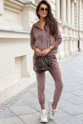 Mocca Komplet Dresowy z Weluru. Brązowe bluzki damskie Ivon, bez wzorów, z dresówki, bez kołnierzyka, bez ramiączek. Za 289.90 zł.