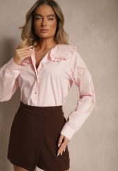 Różowa Bawełniana Koszula z Ozdobnym Kołnierzykiem Rulinea. Czerwone bluzki damskie Renee, bez wzorów, z bawełny, eleganckie, bez kołnierzyka, bez ramiączek. Za 79.99 zł.