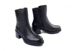 Rieker Y5264-00 black, botki damskie. Czarne botki damskie Rieker, ze skóry, bez obcasa, bez zapięcia. Za 339.92 zł.