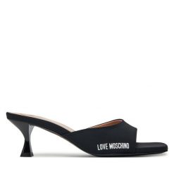 Klapki LOVE MOSCHINO. Czarne klapki damskie Love Moschino, bez wzorów, bez obcasa. Za 479.99 zł.