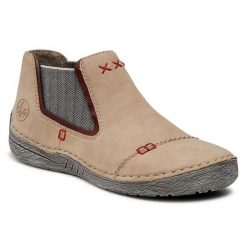 Sztyblety Rieker. Brązowe botki damskie Rieker, bez obcasa, na płaskiej podeszwie, bez zapięcia. Za 167.97 zł.