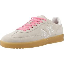 Buty SUN68 CALIFORNIA SUN SUEDE Beżowy. Brązowe obuwie sportowe damskie SUN68, bez wzorów, ze skóry, na fitness i siłownię. Za 296.99 zł.