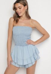 Jasnoniebieski Kombinezon z Dekoltem Bandeau i Falbankami Darella. Niebieskie sukienki damskie Born2be, bez wzorów, bez kołnierzyka, bez ramiączek, mini. Za 119.99 zł.