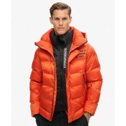 Kurtka narciarska SPORT z pikowaniami. Brązowe kurtki snowboardowe męskie Superdry., m, bez wzorów, bez kaptura, narciarskie. W wyprzedaży za 999.35 zł.