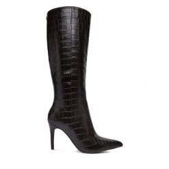 Kozaki Nine West. Brązowe kozaki damskie Nine West, bez obcasa, na szpilce. Za 329.99 zł.