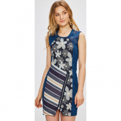 Desigual - Sukienka No Sleep. Sukienki damskie marki Desigual. W wyprzedaży za 299.90 zł.