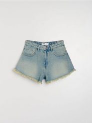 Szorty jeansowe high waist z postrzępioną nogawką - turkusowy. Niebieskie szorty damskie Sinsay, bez wzorów, z jeansu, z podwyższonym stanem. Za 69.99 zł.
