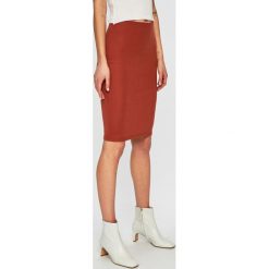 Only - Spódnica. Brązowe spódnice damskie Only, l, bez wzorów, z dzianiny, casualowe, midi, dopasowane. W wyprzedaży za 49.90 zł.