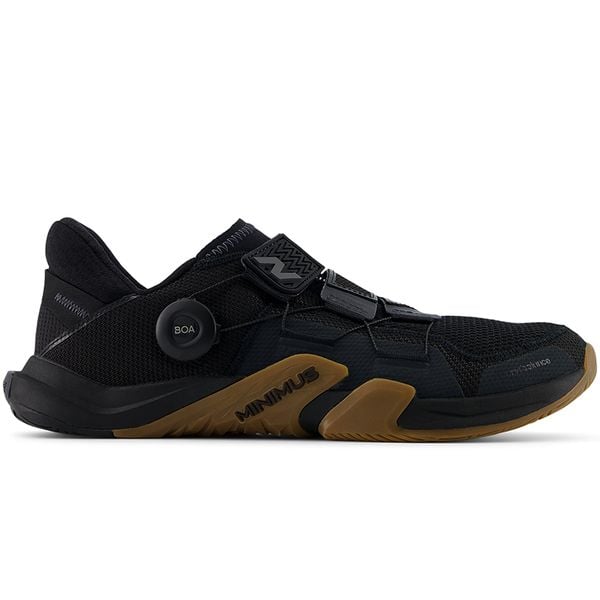 Buty męskie New Balance Minimus TR v2 MXMTRBK2 – czarne. Czarne buty sportowe męskie New Balance, z gumy, bez zapięcia, do biegania. Za 469.99 zł.
