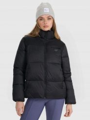KURTKA DAMSKA PUCHOWA 4F ZIMOWA TDJAF581 XXL. Czarne kurtki damskie 4f, na zimę, uniwersalny, bez wzorów, z dresówki, bez kaptura. Za 193.73 zł.