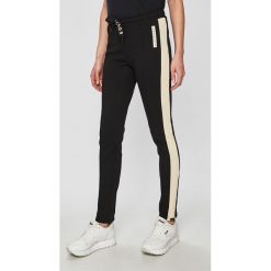 Scotch & Soda - Spodnie. Czarne spodnie materiałowe damskie marki Scotch & Soda, z bawełny. Za 379.90 zł.