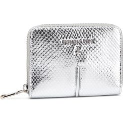 Duży Portfel Damski PATRIZIA PEPE - 2V8512/A4T2-F1ZH Silver Animalier. Szare portfele damskie Patrizia Pepe, bez wzorów, z lakierowanej skóry. W wyprzedaży za 369.00 zł.
