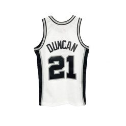 Koszulka Nba San Antonio Spurs Tim Duncan. Białe koszulki sportowe męskie Mitchell & Ness, bez wzorów, bez kołnierzyka, bez ramiączek, do koszykówki. Za 499.00 zł.