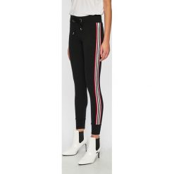 Tally Weijl - Spodnie. Spodnie materiałowe damskie marki TALLY WEIJL. Za 69.90 zł.