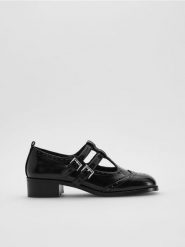 Loafersy na obcasie - czarny. Czarne mokasyny damskie Reserved, ze skóry. W wyprzedaży za 99.99 zł.