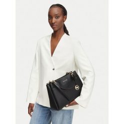 Torebka MICHAEL Michael Kors. Czarne torebki do ręki damskie MICHAEL Michael Kors, bez wzorów, klasyczne, bez dodatków. Za 1,329.00 zł.