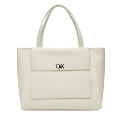 Torebka Calvin Klein. Białe torebki do ręki damskie Calvin Klein, bez wzorów, bez dodatków. Za 359.99 zł.